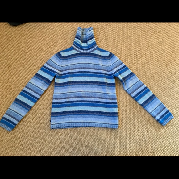 Ralph Lauren Sweaters - Ralph Lauren lambs wool turtleneck sweater Ralph Lauren Sweaters - Ralph Lauren lambs wool turtleneck sweater